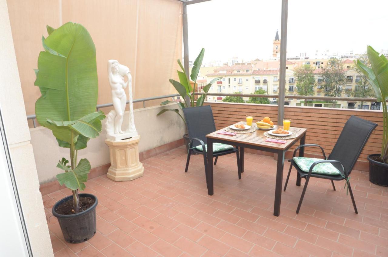 Habitacion Grande Con Terraza Privada, Malaga Centro Экстерьер фото